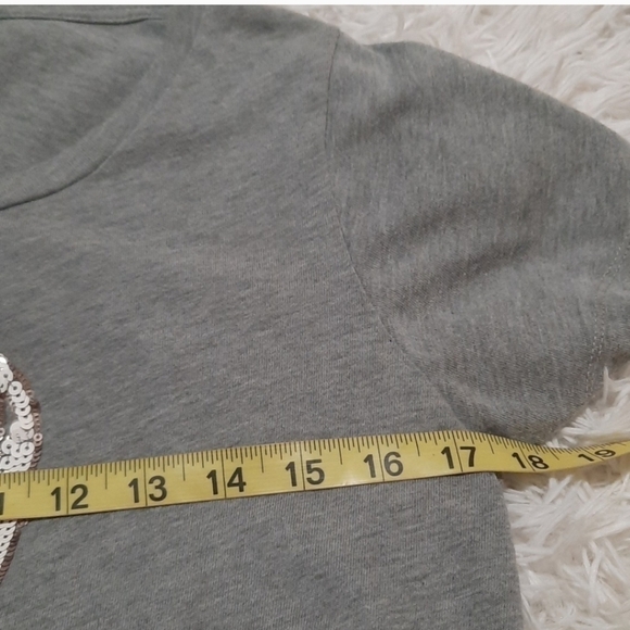 🍒EUC🍒 J CREW SEQUINED HEDWIG OWL TEE - Picture 4 of 5